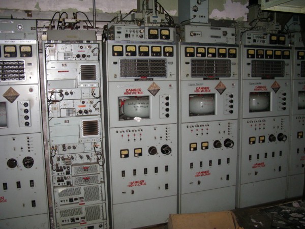 i-base-dish-int-machines
