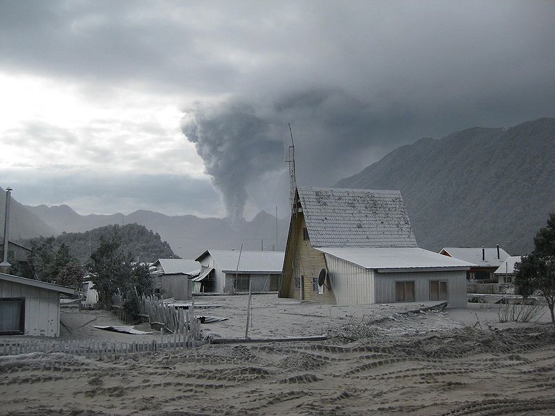 chantai chile volcanic ash fall2